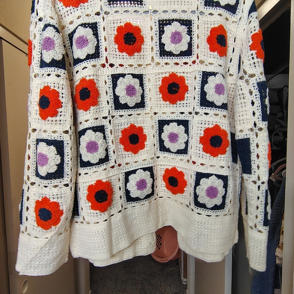 Knit multicolored sweater with front buttons - Picture 8 of 8